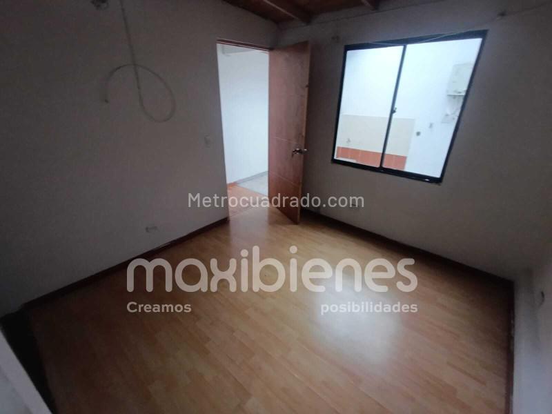 Apartamento de 2 Alcobas en Manrique Santa Inés (70 m²)