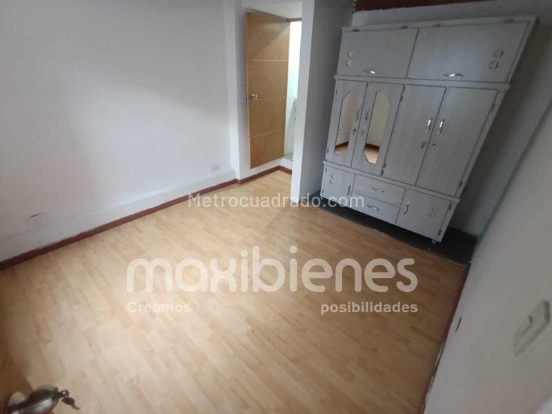 2BR Apartment for Rent in Manrique Santa Inús (70 m²) - 2