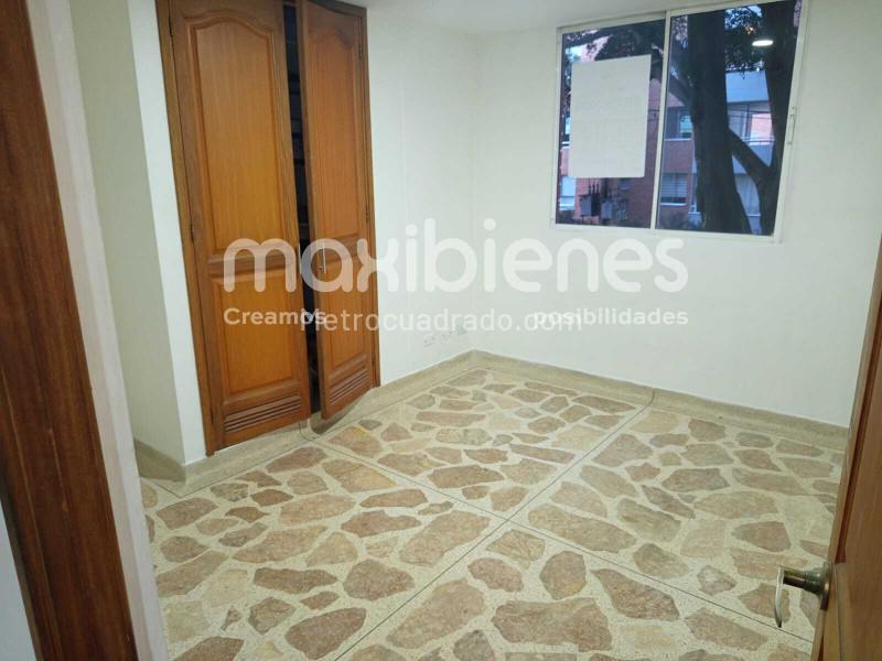 Apartamento de 3 Alcobas en Alquiler en La Castellana, Belén - 6