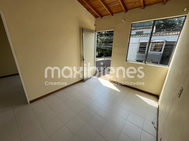 Casa de 3 Alcobas en Arriendo en Viviendas del Sur, Itagüí