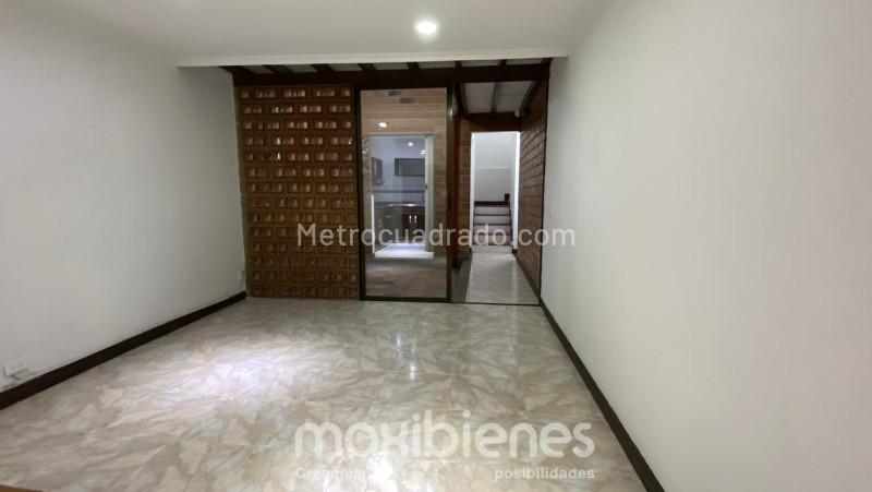 Casa Amplia de 3 Alcobas en La Almería - 4