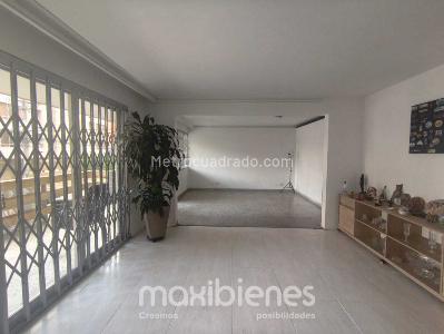 Apartamento de 5 alcobas en venta en Calasanz, Medellín, 271 m² · foto 2 de 16