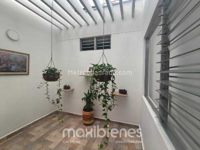 Apartamento de 5 alcobas en venta en Calasanz, Medellín, 271 m² · foto 12 de 16