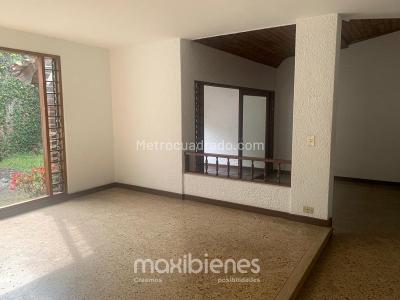 Casa de 5 alcobas en venta en Conquistadores, Medellín, 257 m² · foto 9 de 12