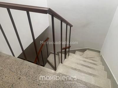 Casa de 5 alcobas en venta en Conquistadores, Medellín, 257 m² · foto 12 de 12