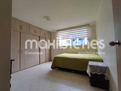 Apartamento en venta en Los Colores, Medellín · foto 2 de 20