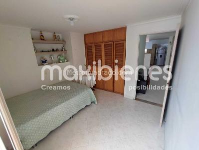 Apartamento en venta en Los Colores, Medellín · foto 8 de 20