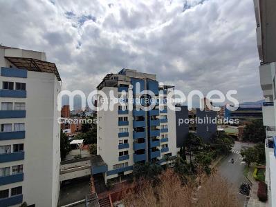 Apartamento en venta en Los Colores, Medellín · foto 10 de 20