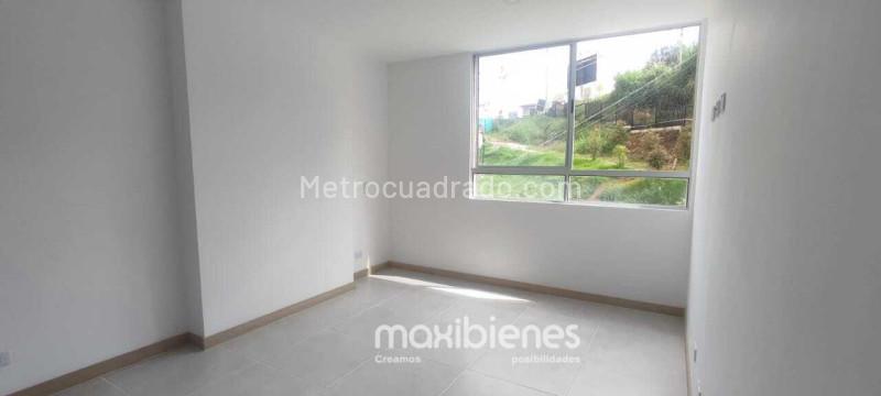 2BR Apartment in Santa Ana (70 m²) - 4