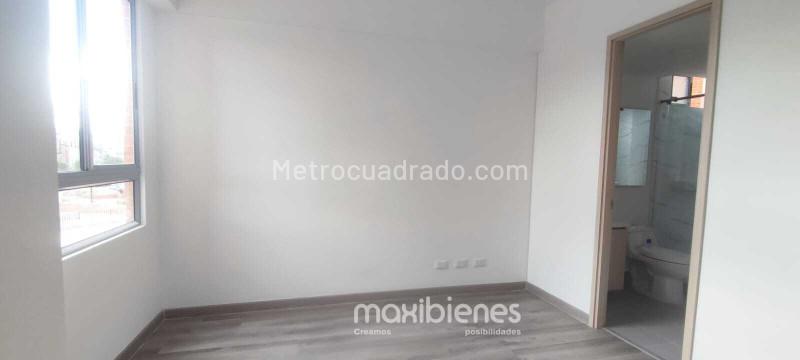 1BR Apartment in Centro (48 m²) - 3