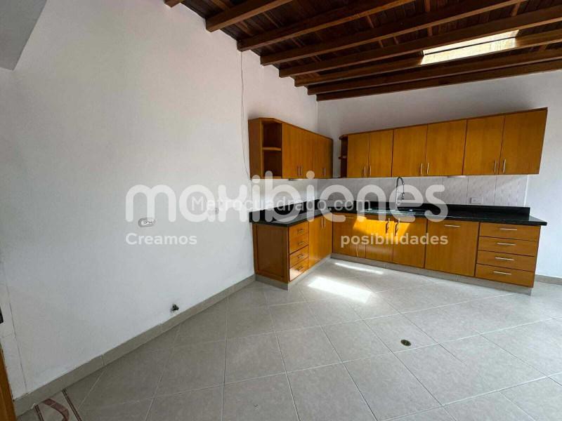 Spacious 4BR House with 4 Baths in San Lucas - 5