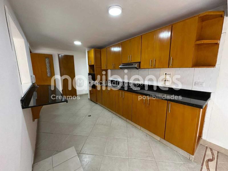 Spacious 4BR House with 4 Baths in San Lucas - 6