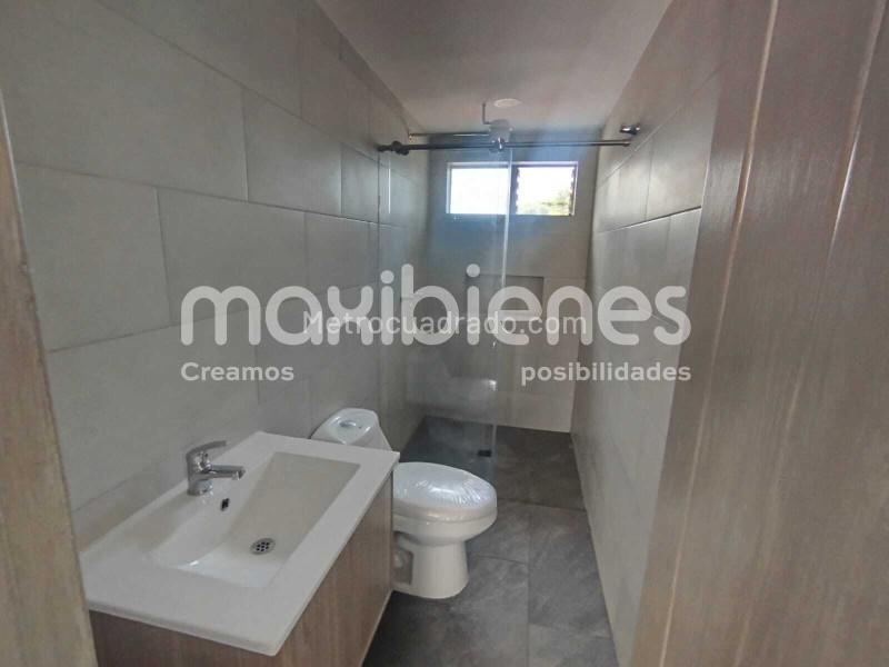 Apartamento Amplio de 3 Alcobas en San Lucas - 7