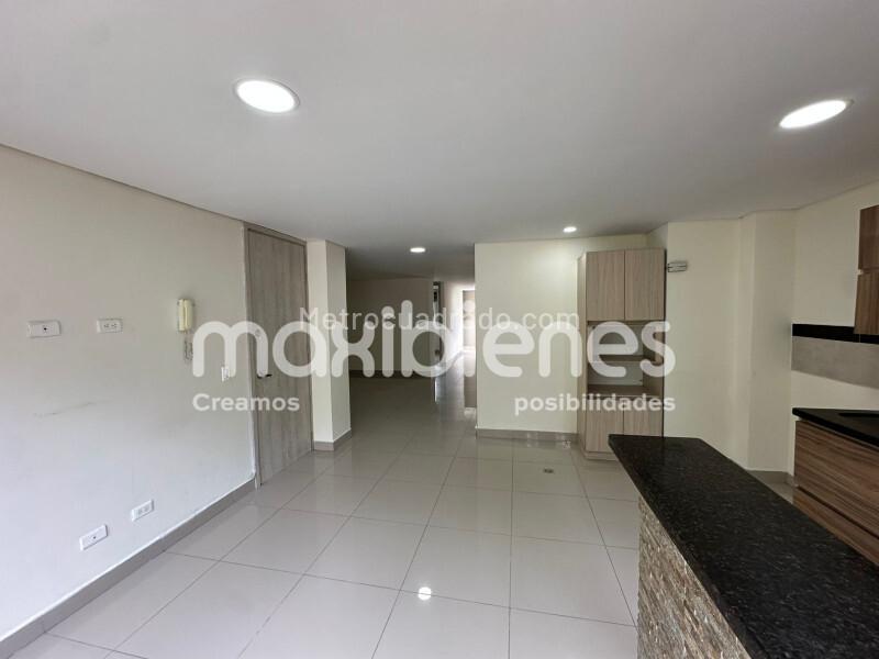 Apartamento de 3 Alcobas en La Floresta