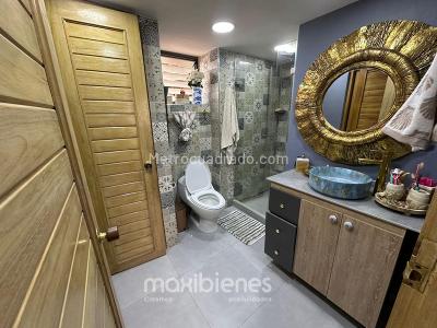 Apartamento de 3 alcobas en arriendo en La Candelaria, Medellín, 138 m² · foto 7 de 8