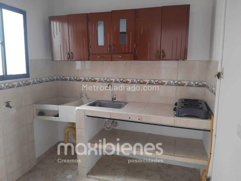3BR Apartment for Rent in El Vergel (50 m²) - 2