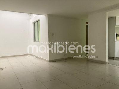 Casa de 3 alcobas en venta en La Almeria, Medellín, 158 m² · foto 11 de 18