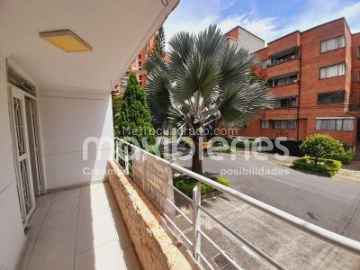 Casa de 3 alcobas en venta en La Almeria, Medellín, 158 m² · foto 16 de 18