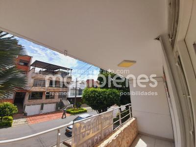 Casa de 3 alcobas en venta en La Almeria, Medellín, 158 m² · foto 17 de 18