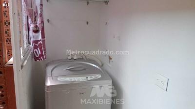 Apartaestudio en arriendo en Los Pinos, Medellín, 37 m² · foto 9 de 9