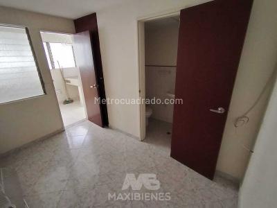 Apartamento de 3 alcobas en arriendo en Conquistadores, Medellín, 142 m² · foto 5 de 17