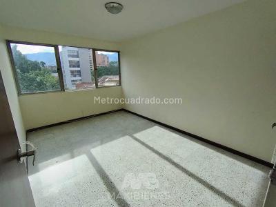 Apartamento de 3 alcobas en arriendo en Conquistadores, Medellín, 142 m² · foto 6 de 17