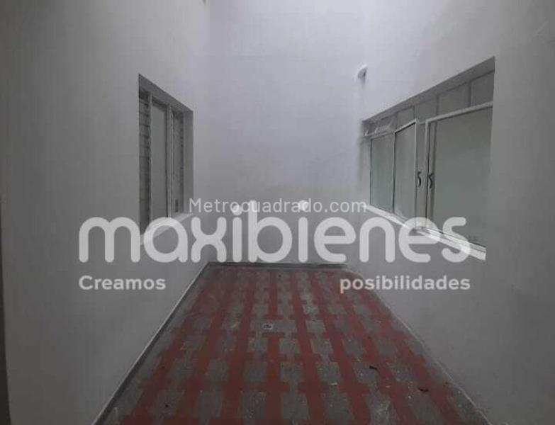 5BR House in El Danubio for Residential or Commercial Use - 8