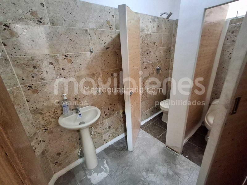 Cozy 5BR House in Calasanz - 7