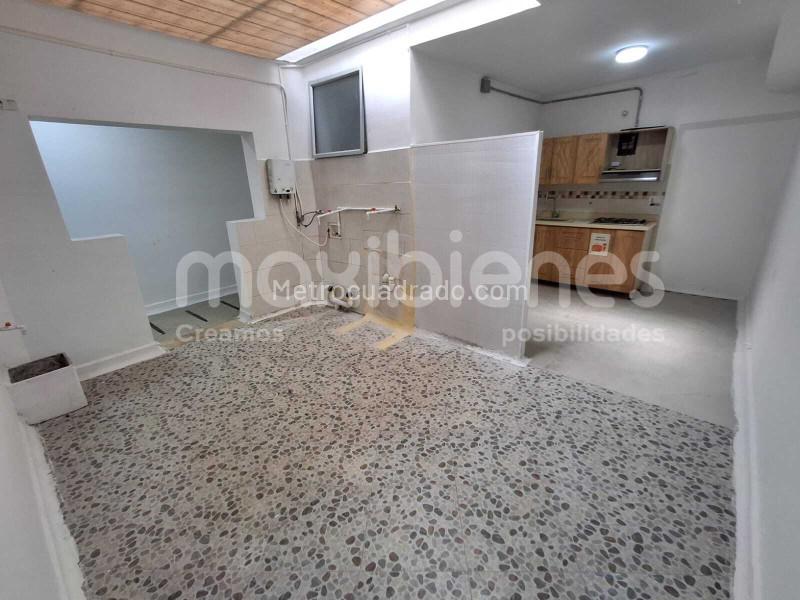 Cozy 5BR House in Calasanz - 8
