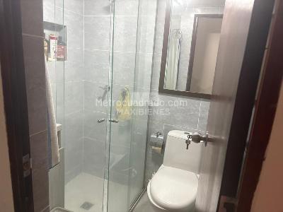 Apartamento de 2 alcobas en venta en El Velodromo, Medellín, 53 m² · foto 7 de 11