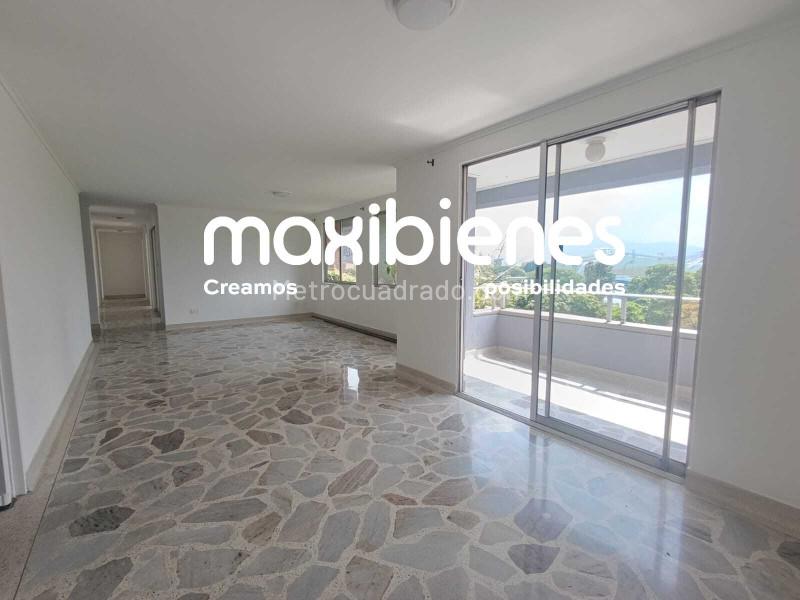 Apartamento Amplio de 4 Alcobas con Acabados Modernos en Los Colores - 7