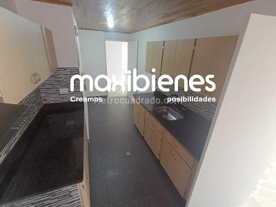 Apartamento de 4 alcobas en arriendo en Los Colores, Medellín, 120 m² · foto 9 de 20