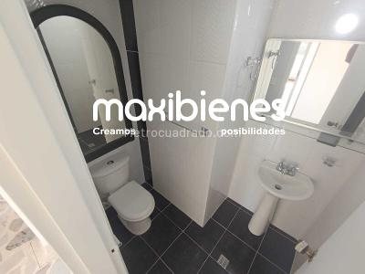 Apartamento de 4 alcobas en arriendo en Los Colores, Medellín, 120 m² · foto 16 de 20