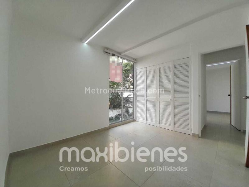 Spacious 4BR Apartment in Villa Jardín