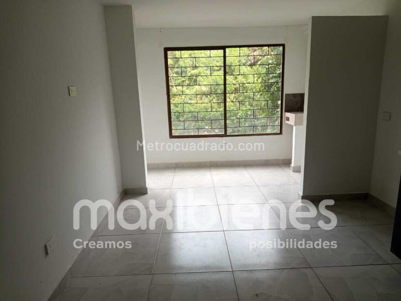 Apartamento Amplio de 3 Alcobas cerca a la Universidad en Belén