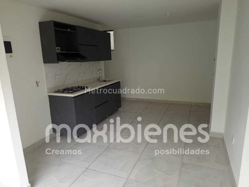 Apartamento Amplio de 3 Alcobas cerca a la Universidad en Belén - 2