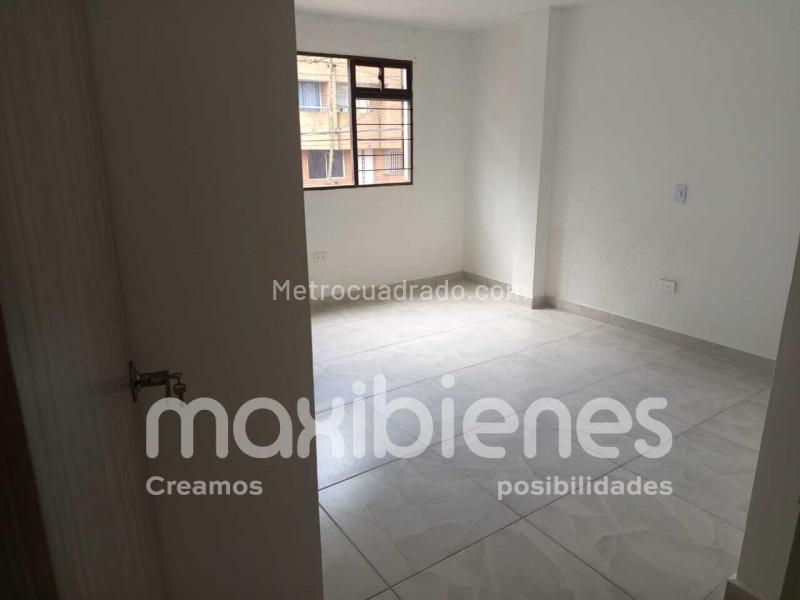 Apartamento Amplio de 3 Alcobas cerca a la Universidad en Belén - 7