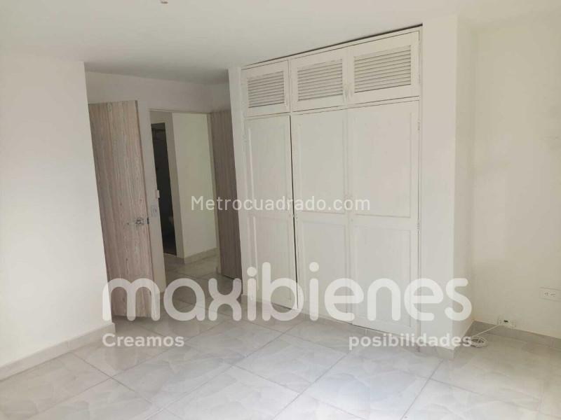 Apartamento Amplio de 3 Alcobas cerca a la Universidad en Belén - 8