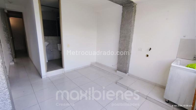 2BR Apartment for Rent in Campo Amor (42 m²) - 6