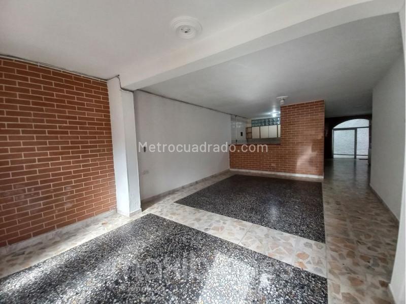 Casa de 3 Alcobas con Patio en Belén Los Alpes - 2