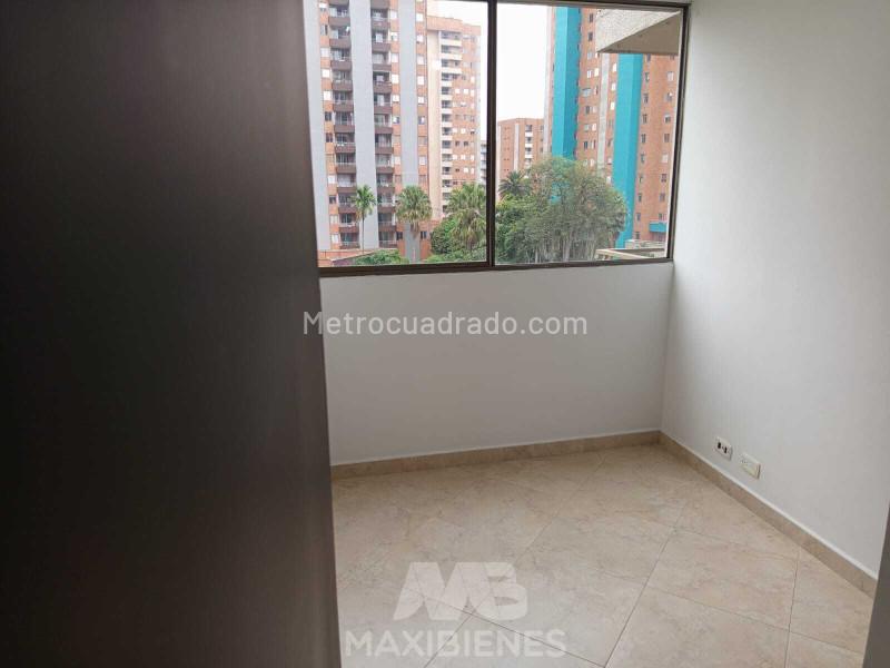 Cozy 3BR Apartment in Belen Loma De Los Bernal - 7