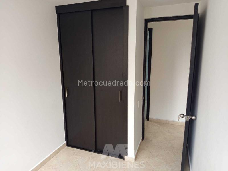 Cozy 3BR Apartment in Belen Loma De Los Bernal - 8