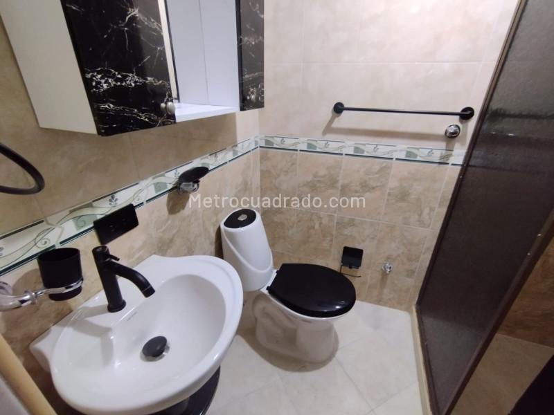 Apartamento de 3 Alcobas con Zona de Ropas en Pilarica - 7