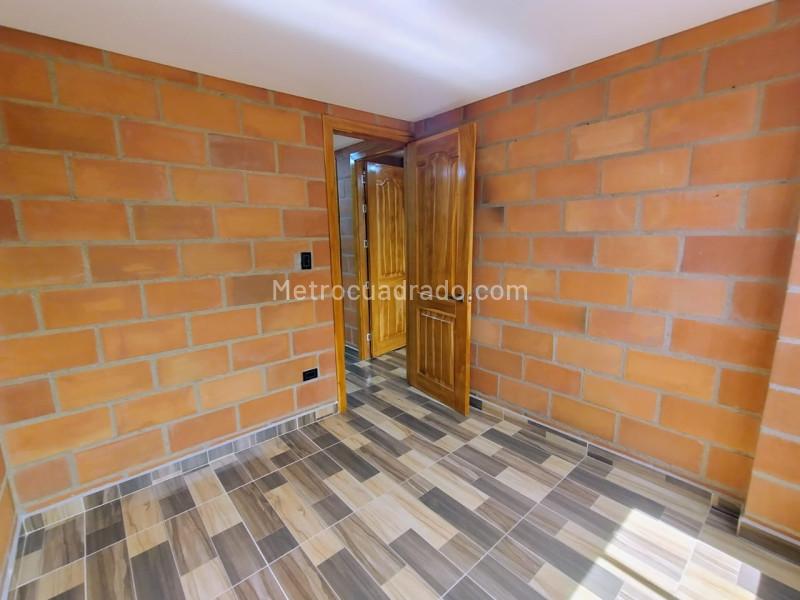 Apartamento Amplio de 2 Alcobas en San Cristóbal - 3