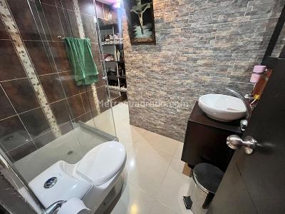 Casa de 3 alcobas en venta en Robledo, Medellín, 70 m² · foto 11 de 15