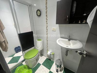 Casa de 3 alcobas en venta en Robledo, Medellín, 70 m² · foto 13 de 15