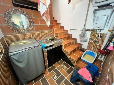 Casa de 3 alcobas en venta en Robledo, Medellín, 70 m² · foto 14 de 15