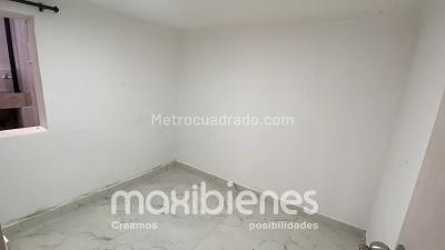 Casa de 3 alcobas en venta en Manrique Central 1, Medellín, 82 m² · foto 11 de 15