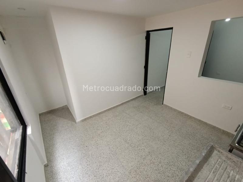 2BR Apartment for Rent in Manrique Central 1, Medellín - 7
