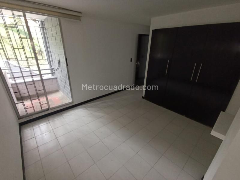 Apartamento de 2 Alcobas en La Loma del Indio (65 m²) - 6